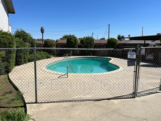 Foto del edificio - 1881 Emma Lee Ln