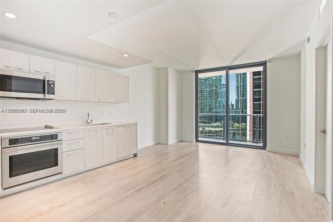 Foto del edificio - 55 SW 9th St