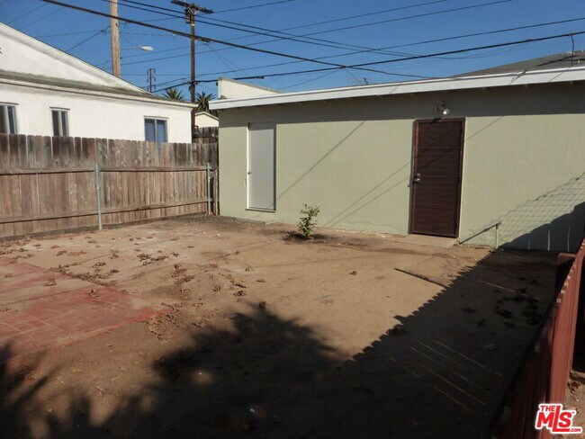 Foto del edificio - 1923 19th St