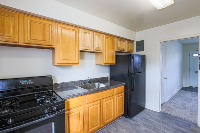 Kitchen-Partial Reno - Baybrook Village Apartments