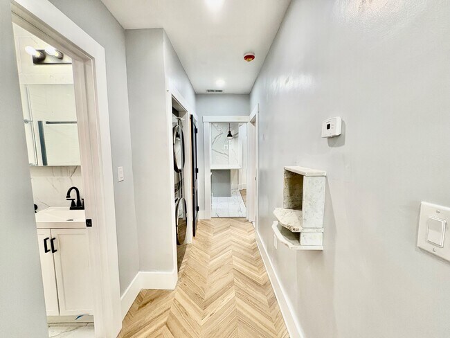 Foto del edificio - 5834 Phillips Ave