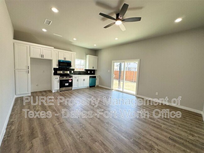 Foto del edificio - 2025 Stuart St