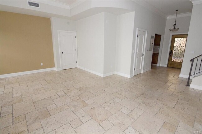 Foto del edificio - 347 W Milford St