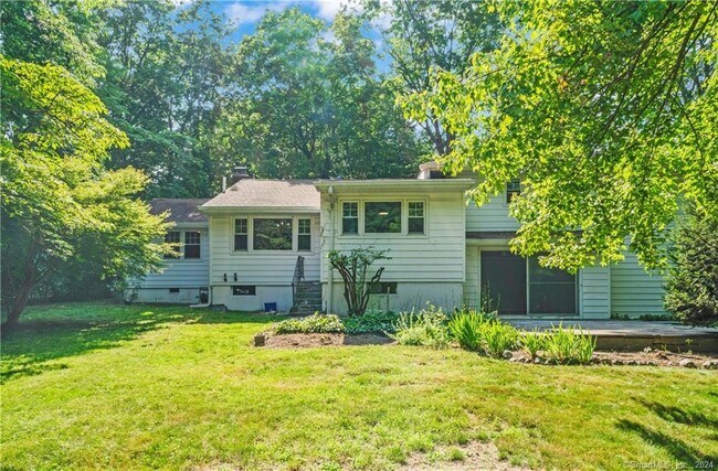 Building Photo - 791 Newfield Ave