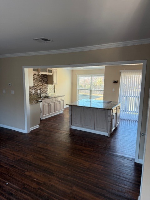 Foto del edificio - 2000 Greens Blvd