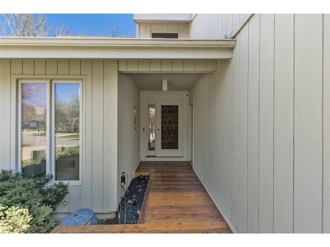 Building Photo - 9149 Yukon Ave S