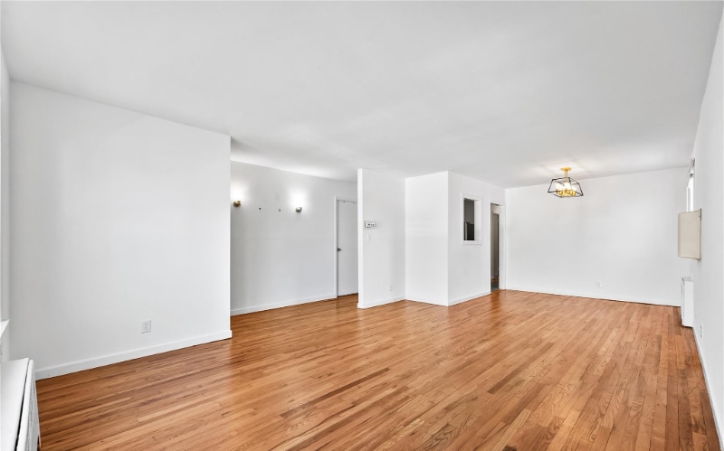 Photo - 200-04 39th Ave (Queens, NY)