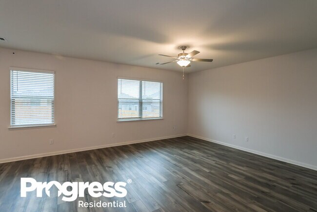 Foto del edificio - 301 Ridgeland Oak Dr