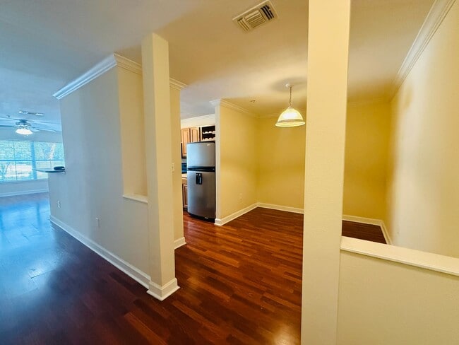 Building Photo - 18557 Bridle Club Dr