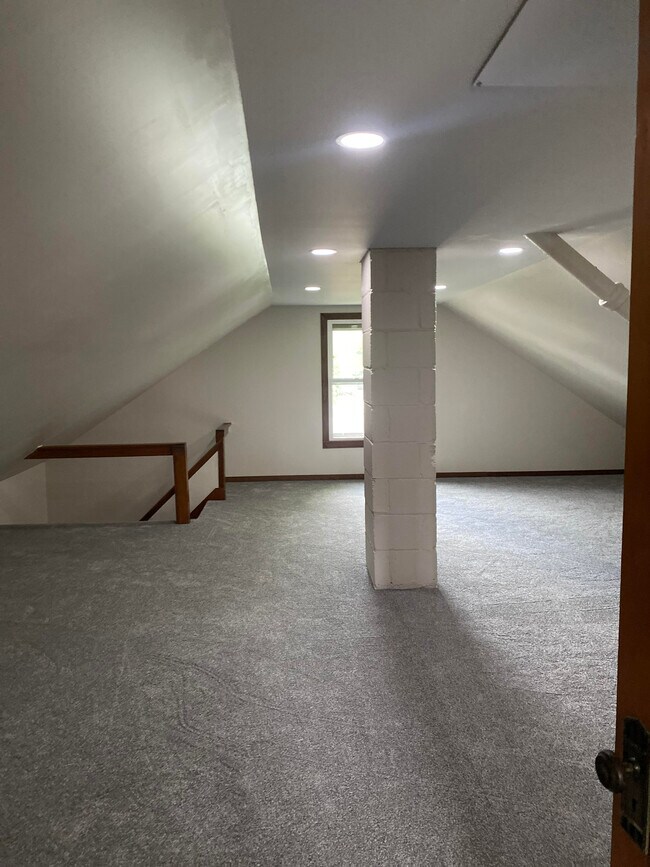 Foto del edificio - 1551 S 29th St