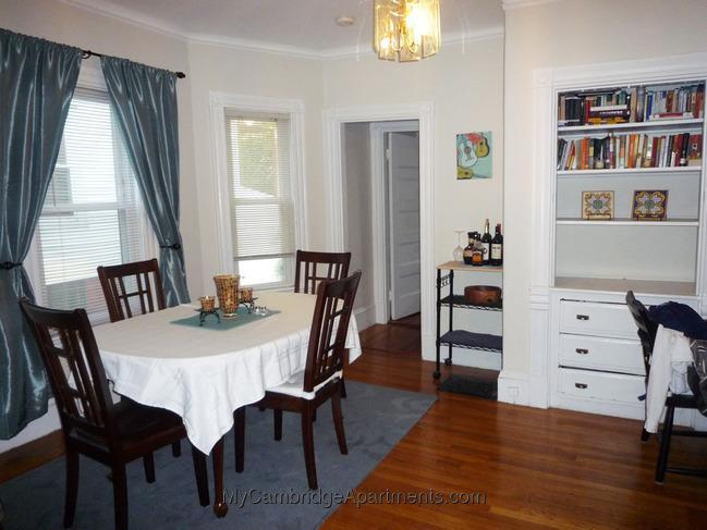 Building Photo - 39A Charnwood Rd