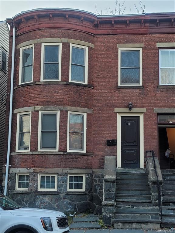 Primary Photo - 139 Chambers St