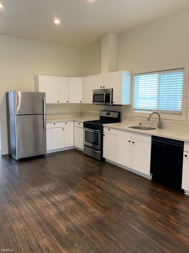 Building Photo - 6 br, 3 bath House - 1421 17th St