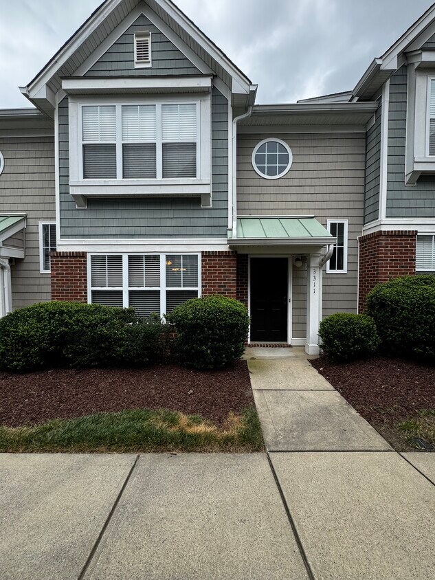 Foto principal - 3311 Weston St