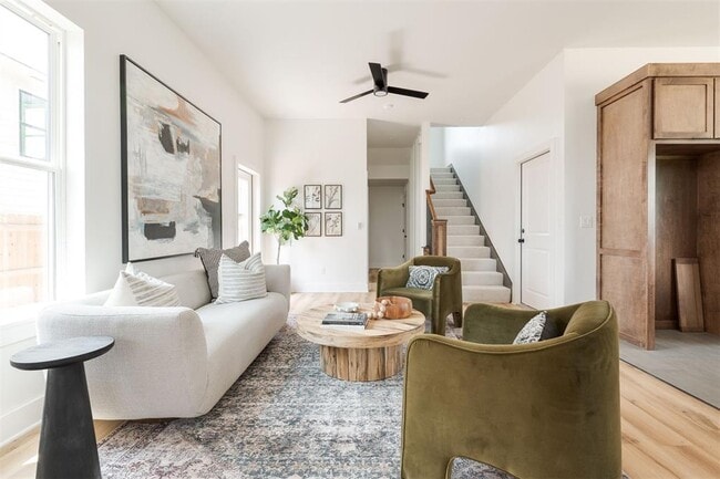 Building Photo - 1005 N Kelham Ave