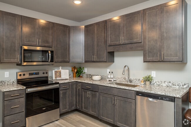 Finch - Kitchen - Forte of Brookings: 50+ Community!