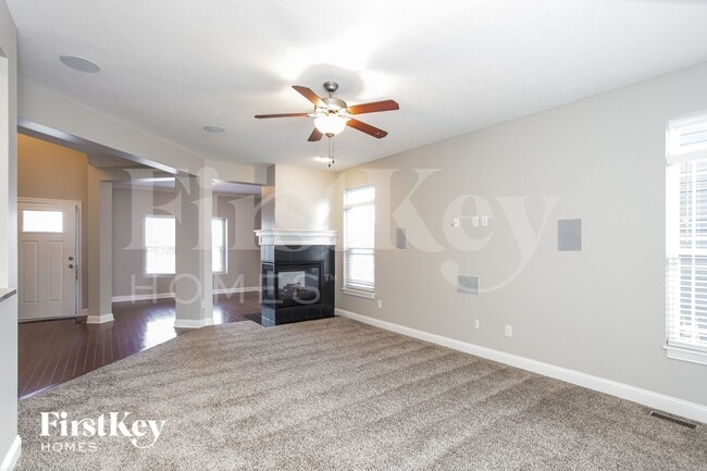 Building Photo - 5928 Aldridge Dr