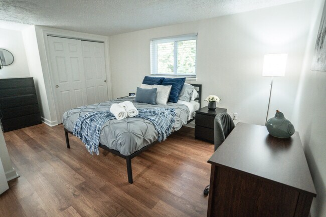 Foto del edificio - 3930 Armuth Ave