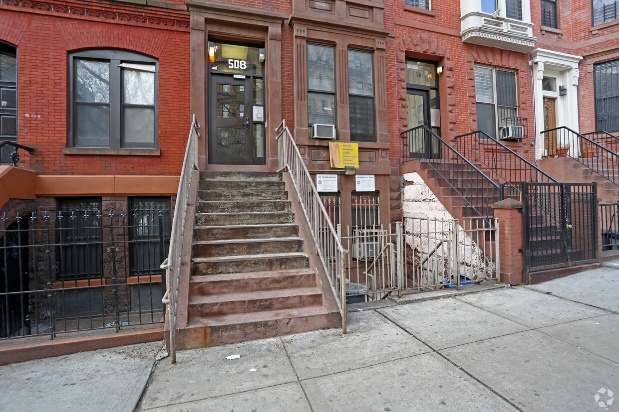 Building Photo - 508 W 168th St