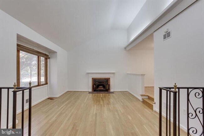 Foto del edificio - 5400 Greystone St