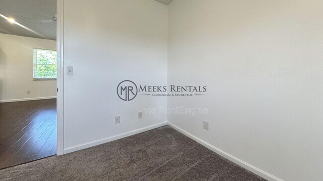 Foto del edificio - 133 Hedrick Rd