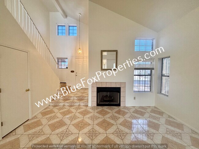 Foto del edificio - 8552 N Winchester Creek Dr