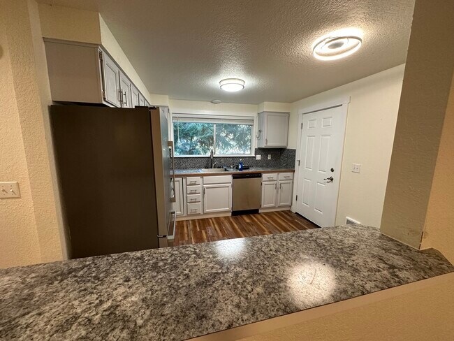 Foto del edificio - 821 Kaiser Rd NW