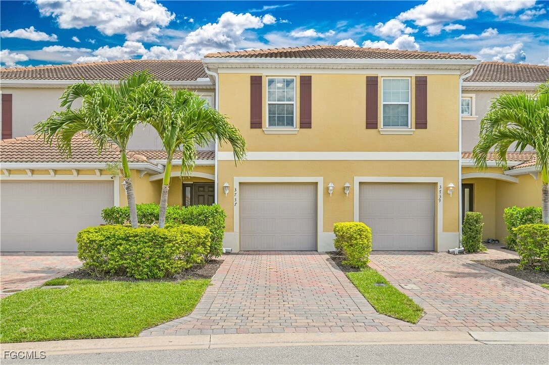 Foto principal - 3737 Crofton Court