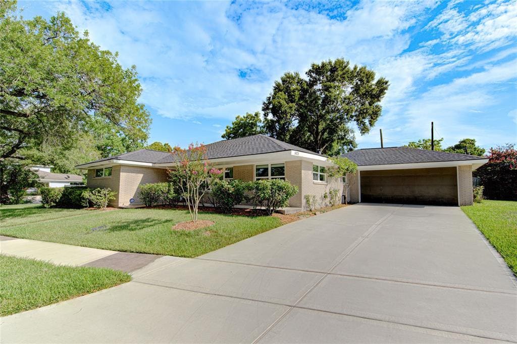 Foto principal - 5025 Hazelton St