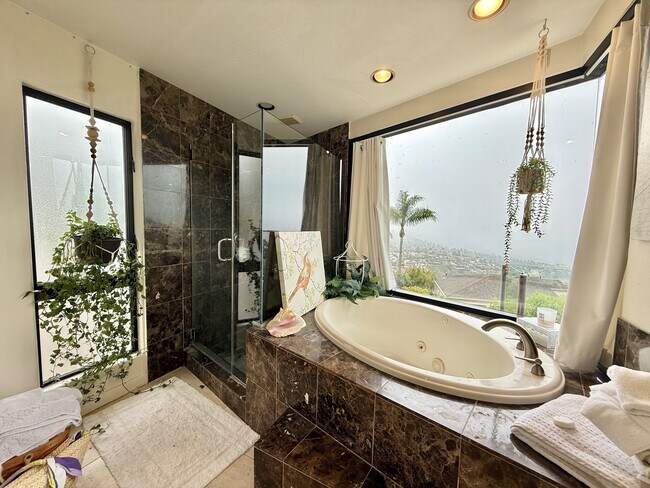 Foto del edificio - 1445 Bounty Way