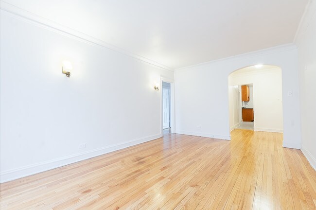 Foto del edificio - 8001 S Dobson Ave