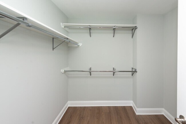 Interior Photo - 925 at North