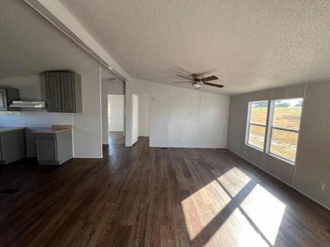 Photo - 373 County Rd 119 House