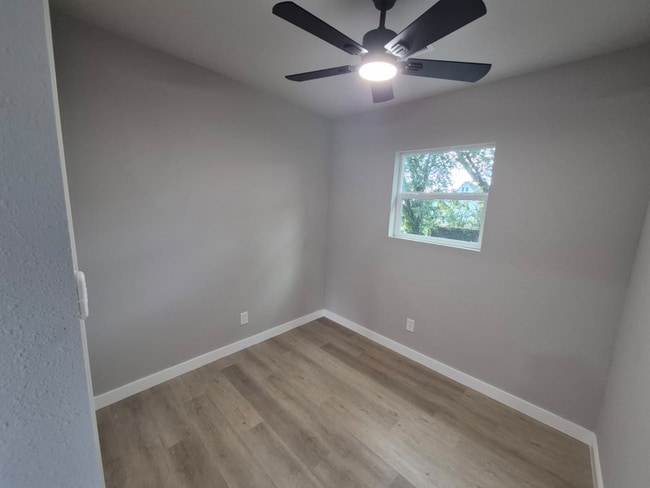 Foto del edificio - 2209 Gano St