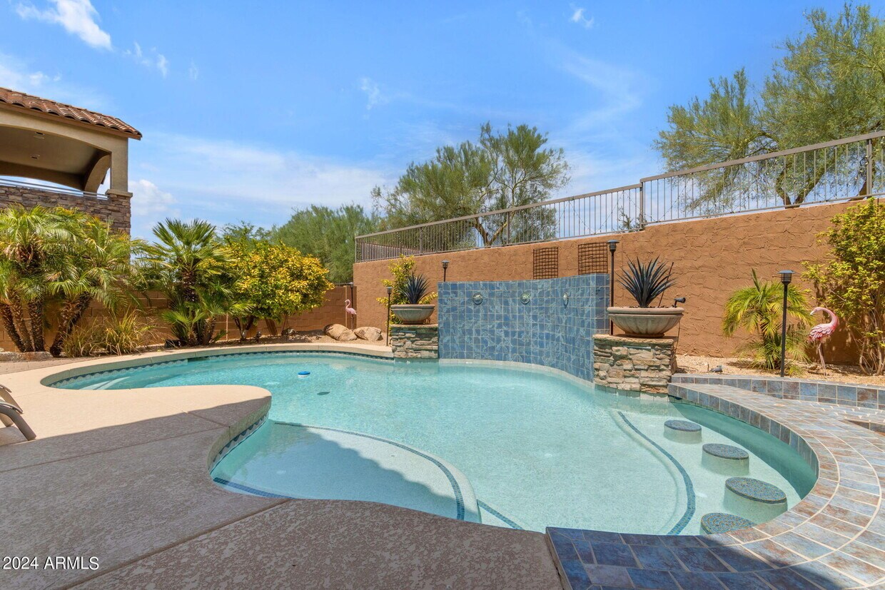 Foto principal - 6858 E Portia St