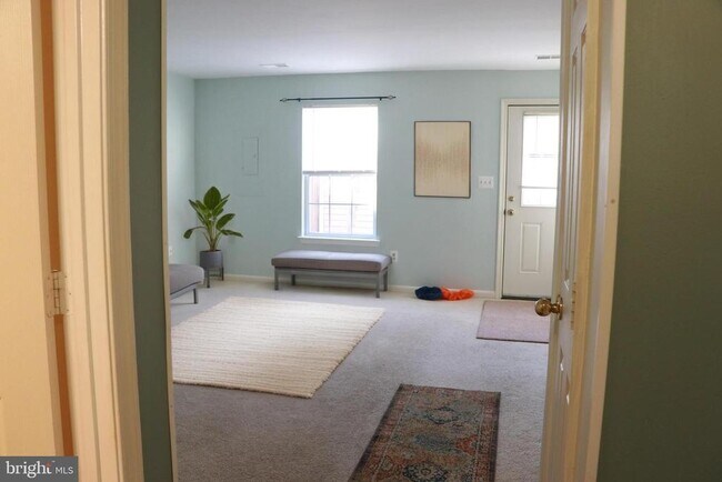 Foto del edificio - 22909 Benson Terrace