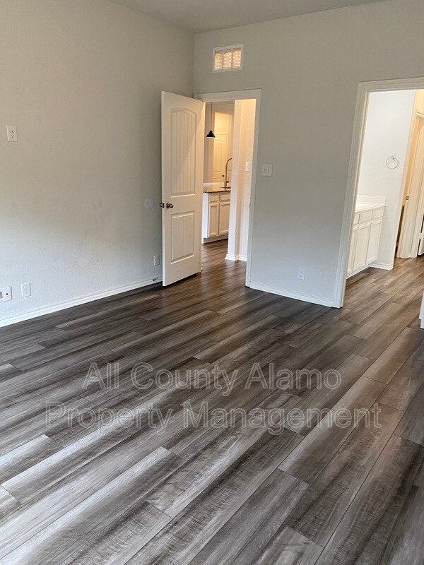 Building Photo - 6907 Stout Wy