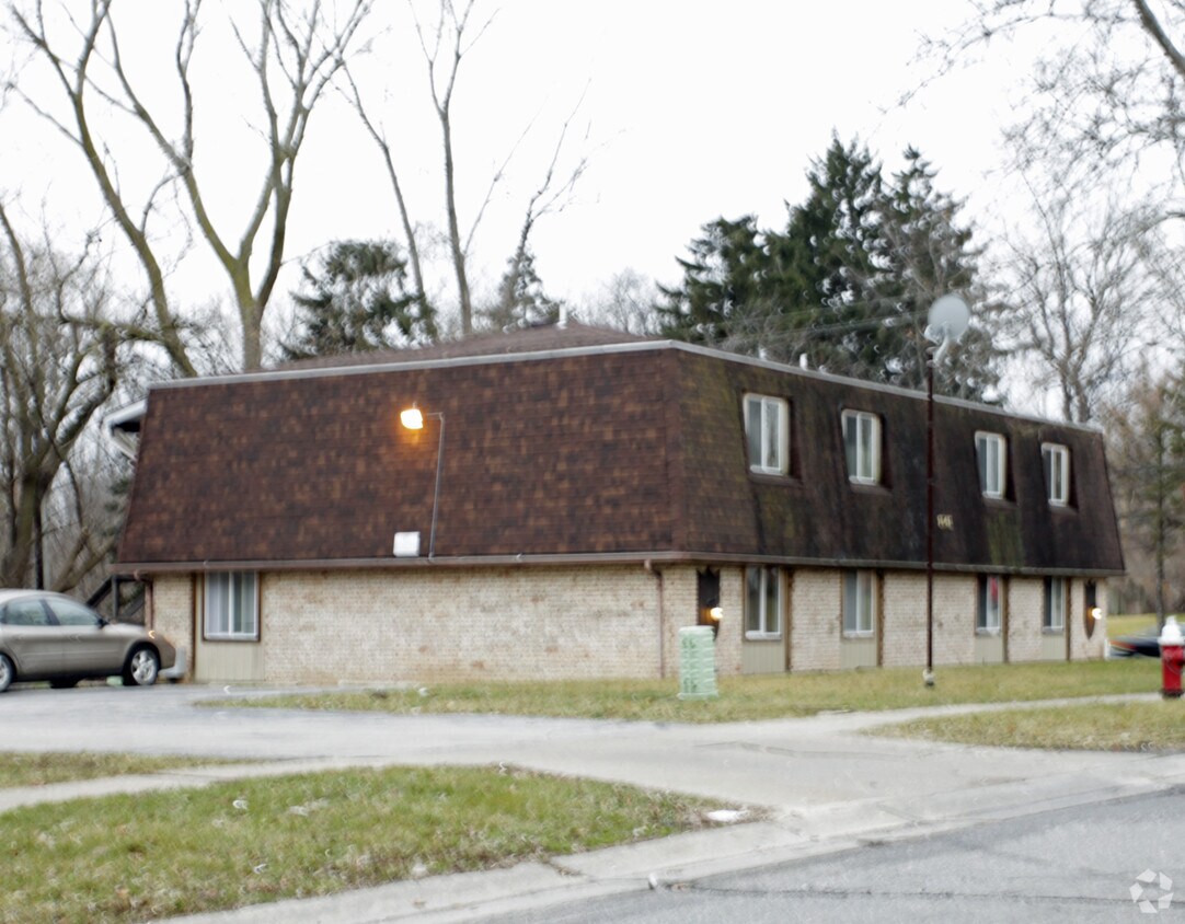 Foto del edificio - 1641 Brooke Park Dr