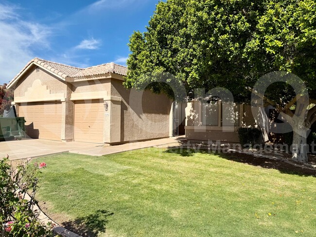 Building Photo - 1445 S Park Grove Cir