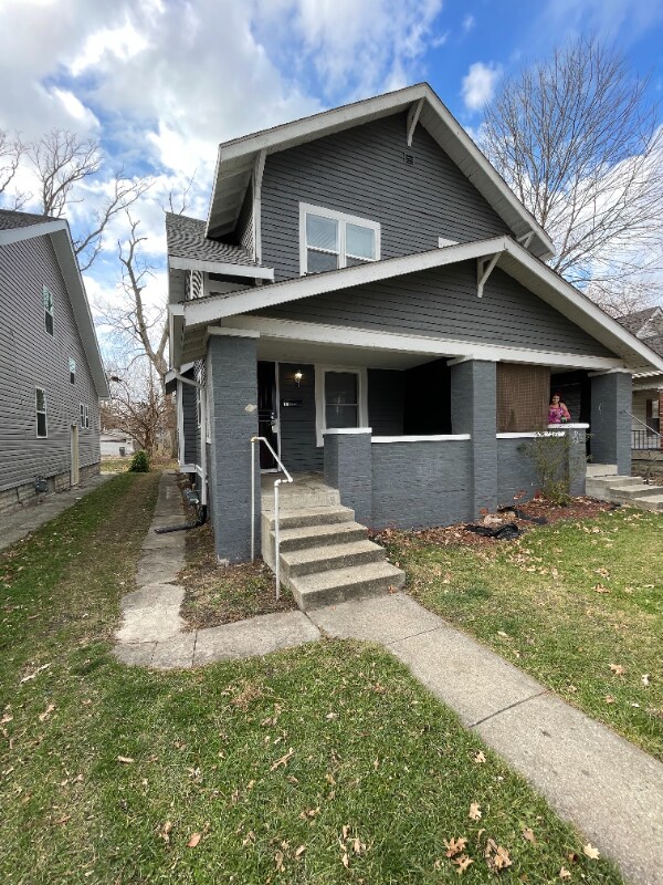 Primary Photo - 626 N Euclid Ave