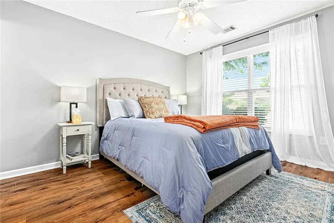 Photo - 1385 S Donahue Dr Apartment