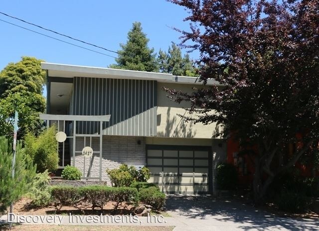 Primary Photo - 2427 McKinley Ave