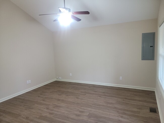 Living room - 1132 Florence Ave