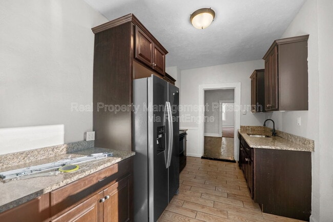 Photo - 3053 Brereton St Apartment