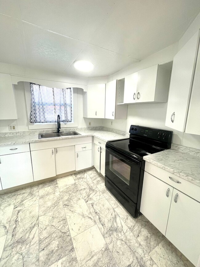 50 Elm St Unit 2, Norwich, NY 13815 Apartments in Norwich, NY