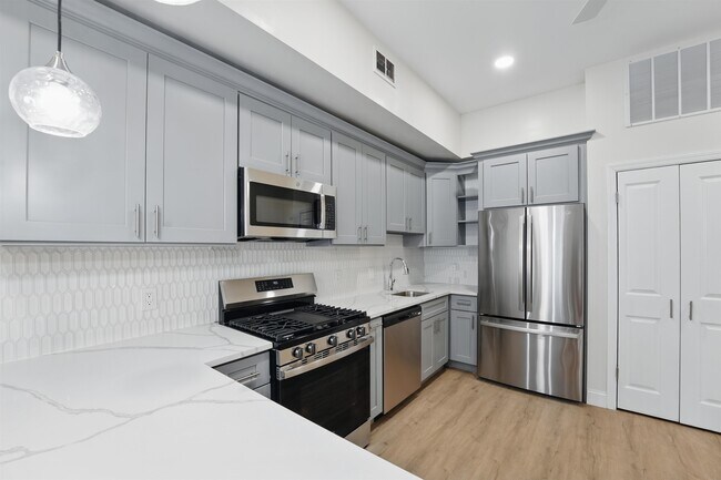 Foto del edificio - 949 Summit Ave