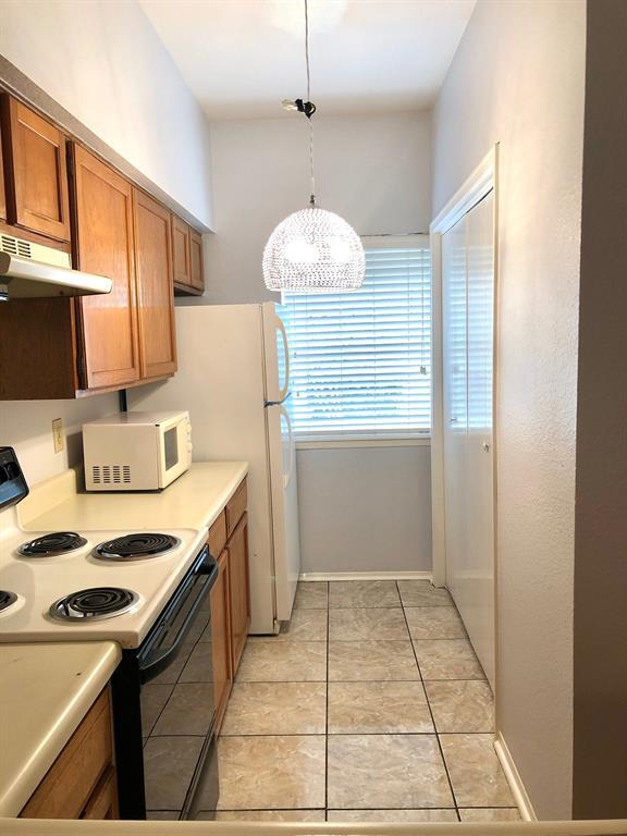 Foto del edificio - 7619 Cambridge St