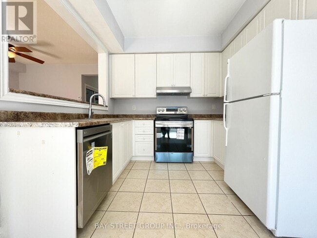 Building Photo - 196 Kirkvalley Crescent