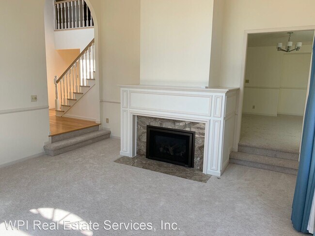 Building Photo - 4 br, 3 bath House - 4806 136th Place SE