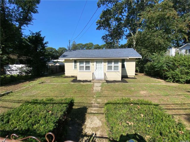 Primary Photo - 44 Cedar Grove Ave